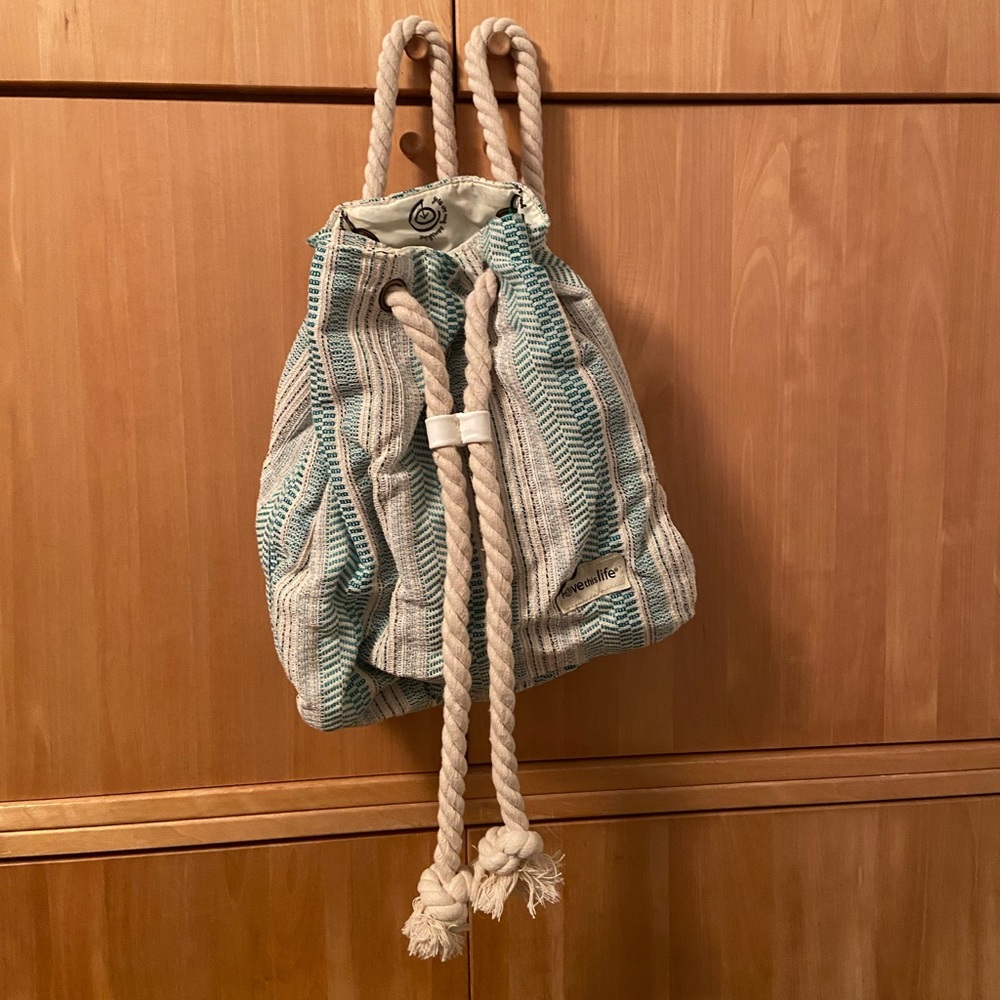 Love this life pull string beach bag NWT